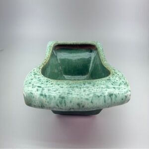 Vintage Gonder Pottery Original 752 
Mottled Green Drip Glaze Planter